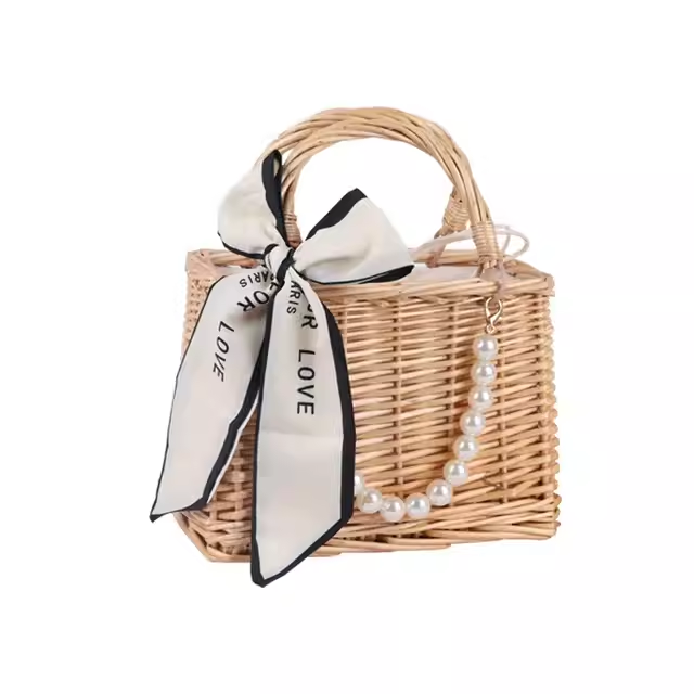 A02—Rattan hand-held pearl baskets